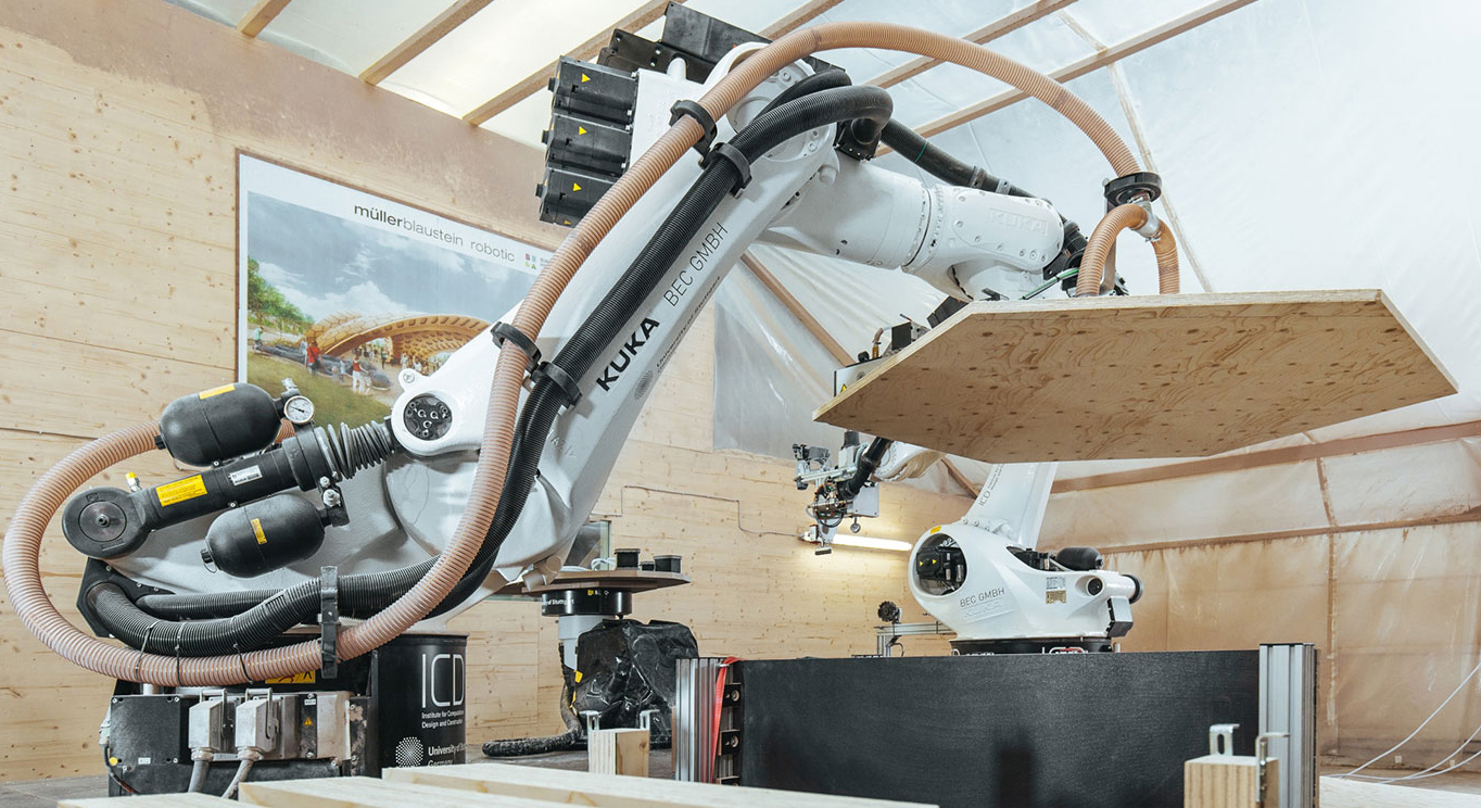 Robotertechnik revolutioniert den Holzbau