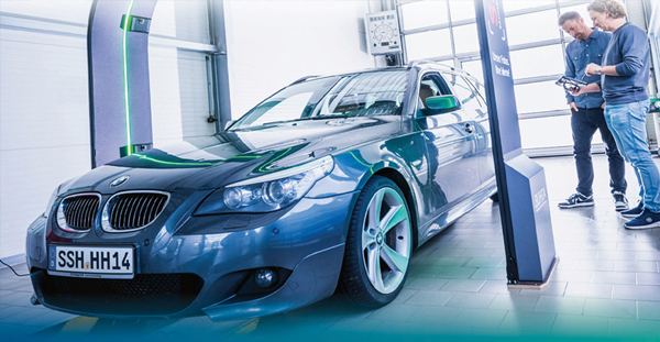 Accelerated
        damage settlement with AI
    